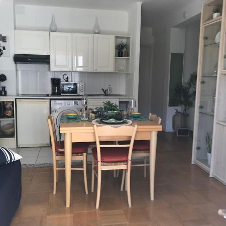 Charmant Appartement Au Coeur De Juan Les Pins Antibes Bagian luar foto
