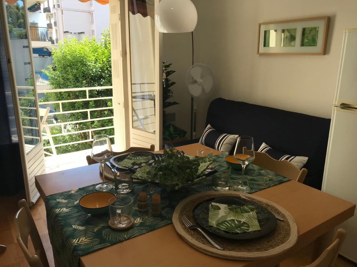 Charmant Appartement Au Coeur De Juan Les Pins Antibes Bagian luar foto